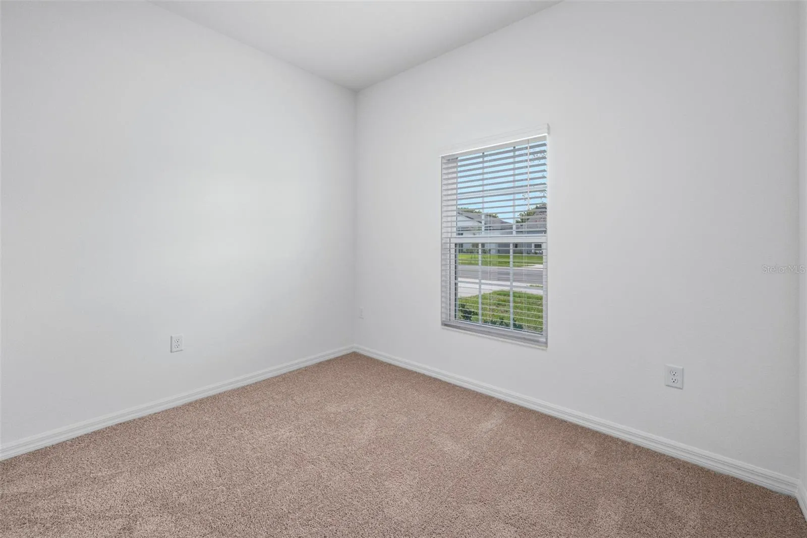 13323 TULA LOOP