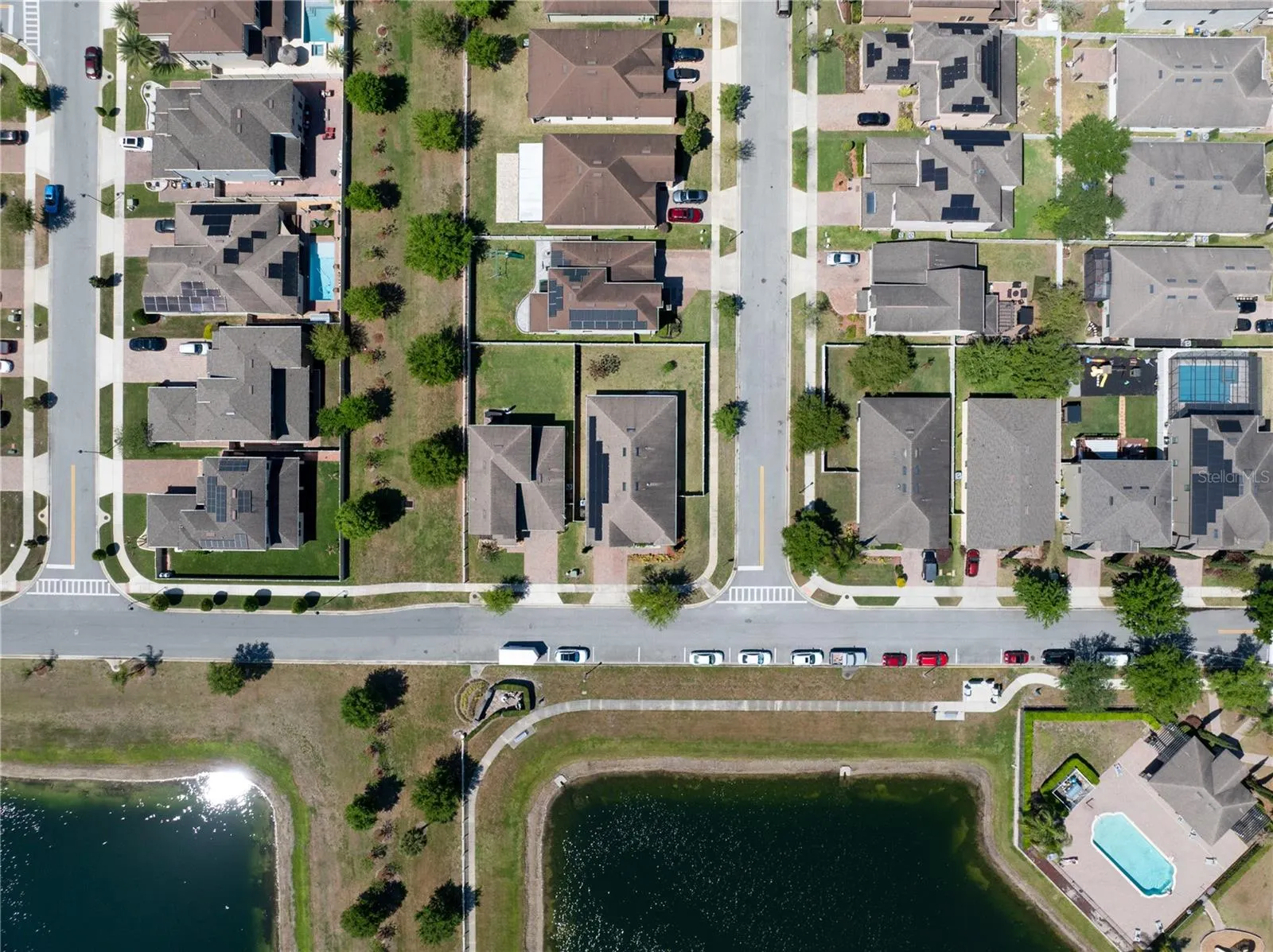 1110 UMBRIA LN