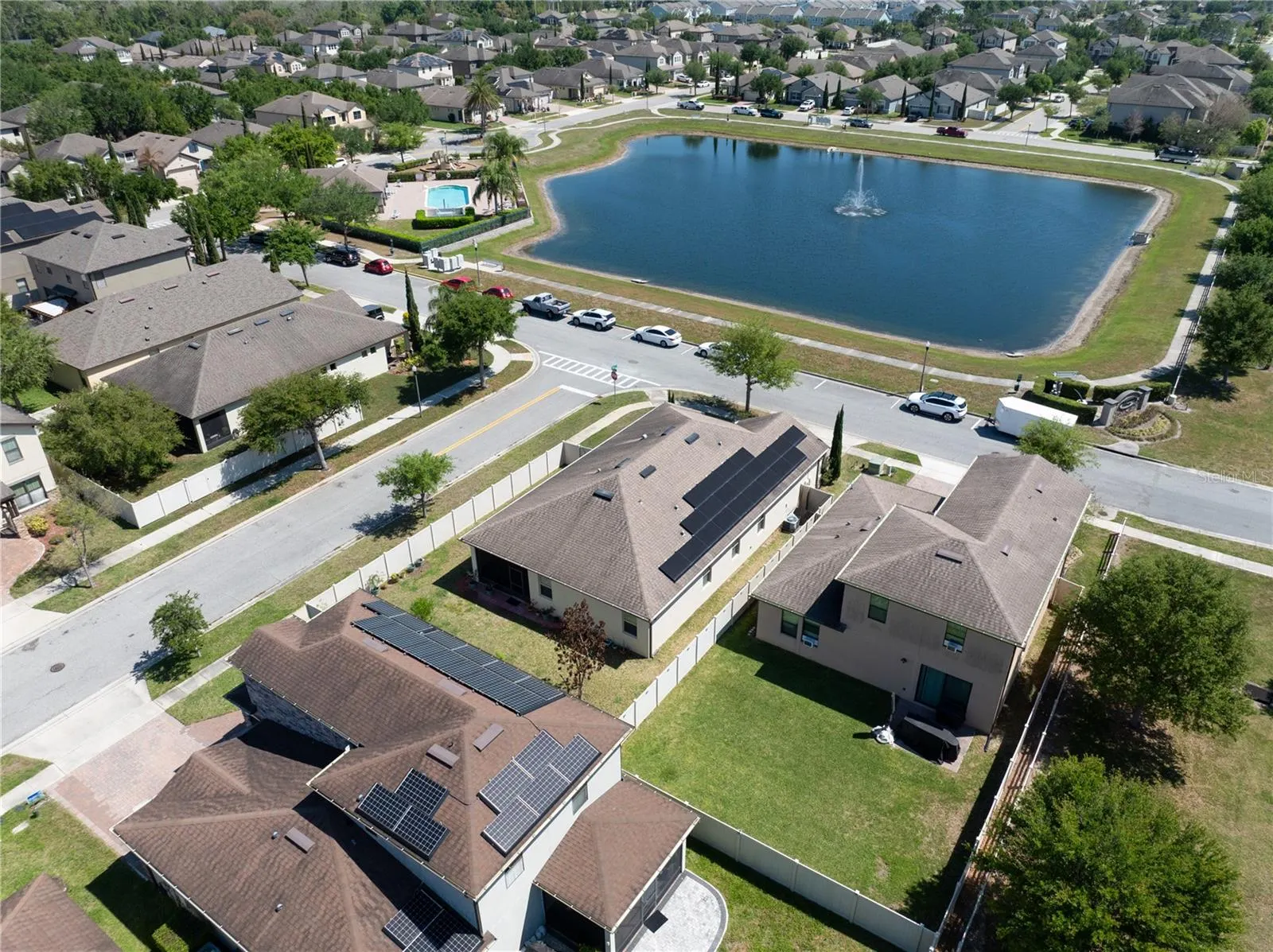 1110 UMBRIA LN