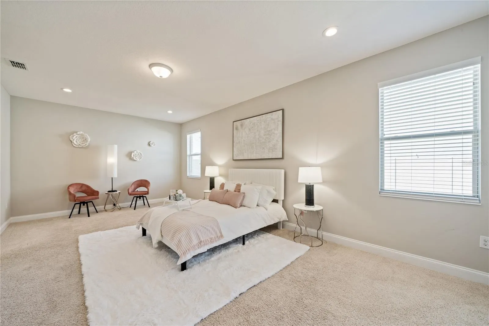 1110 UMBRIA LN