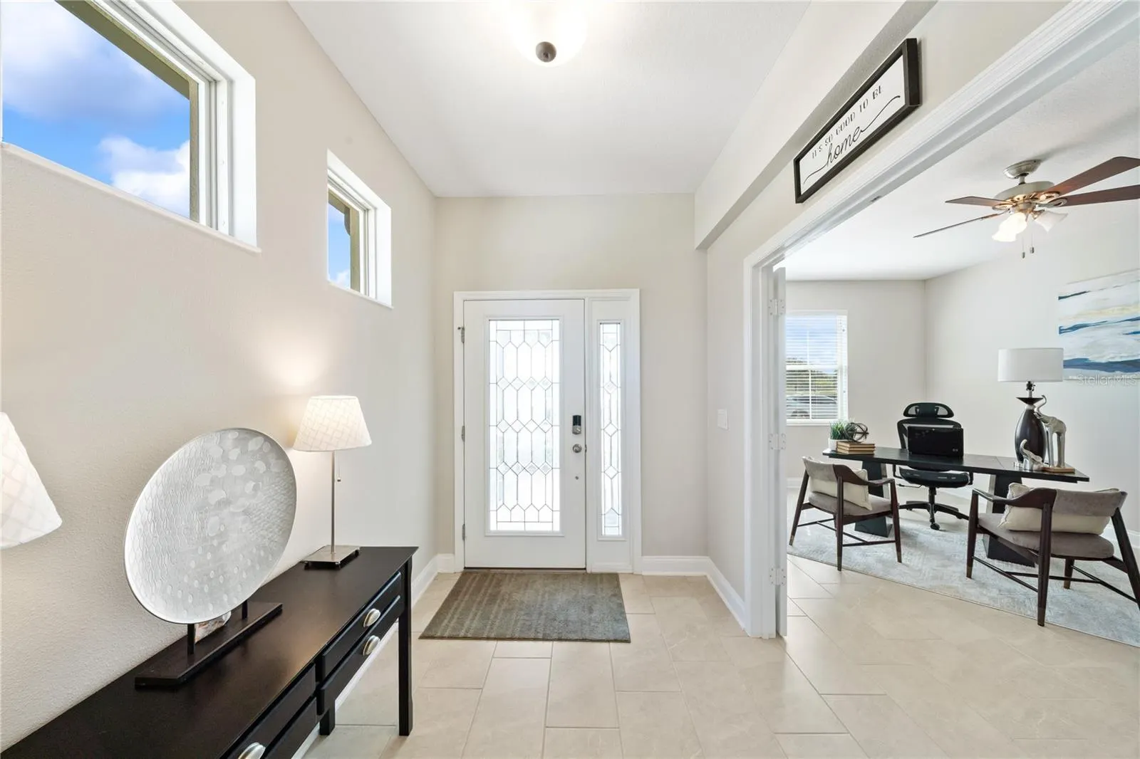 1110 UMBRIA LN