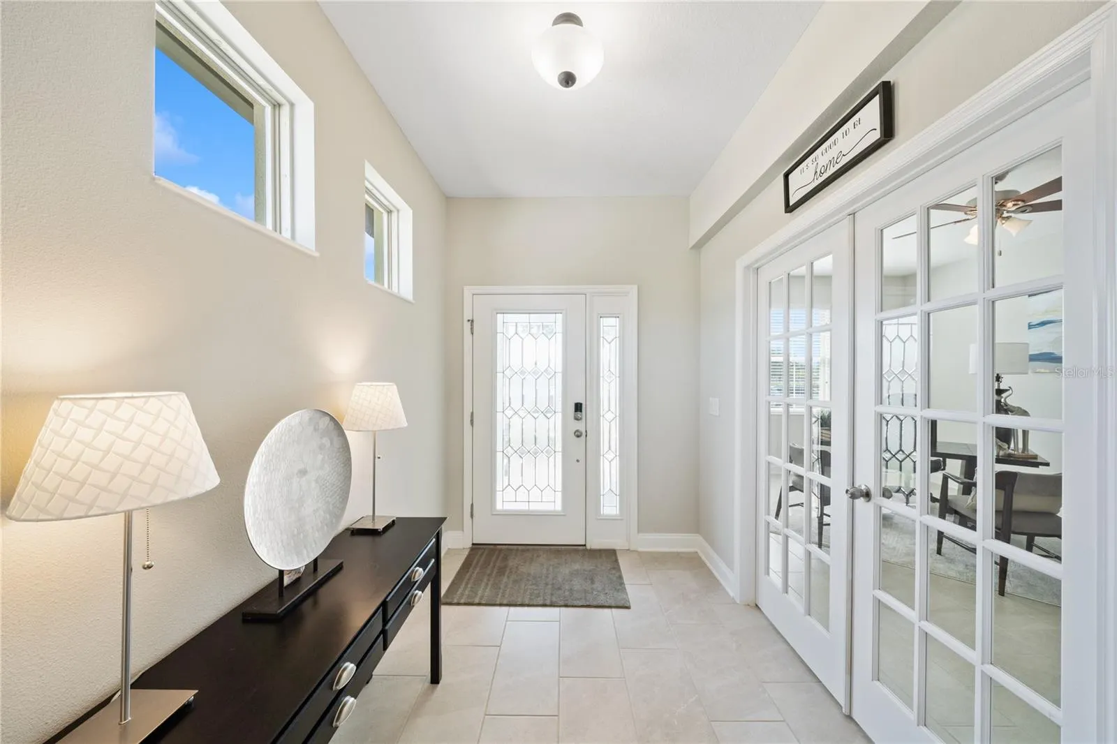 1110 UMBRIA LN