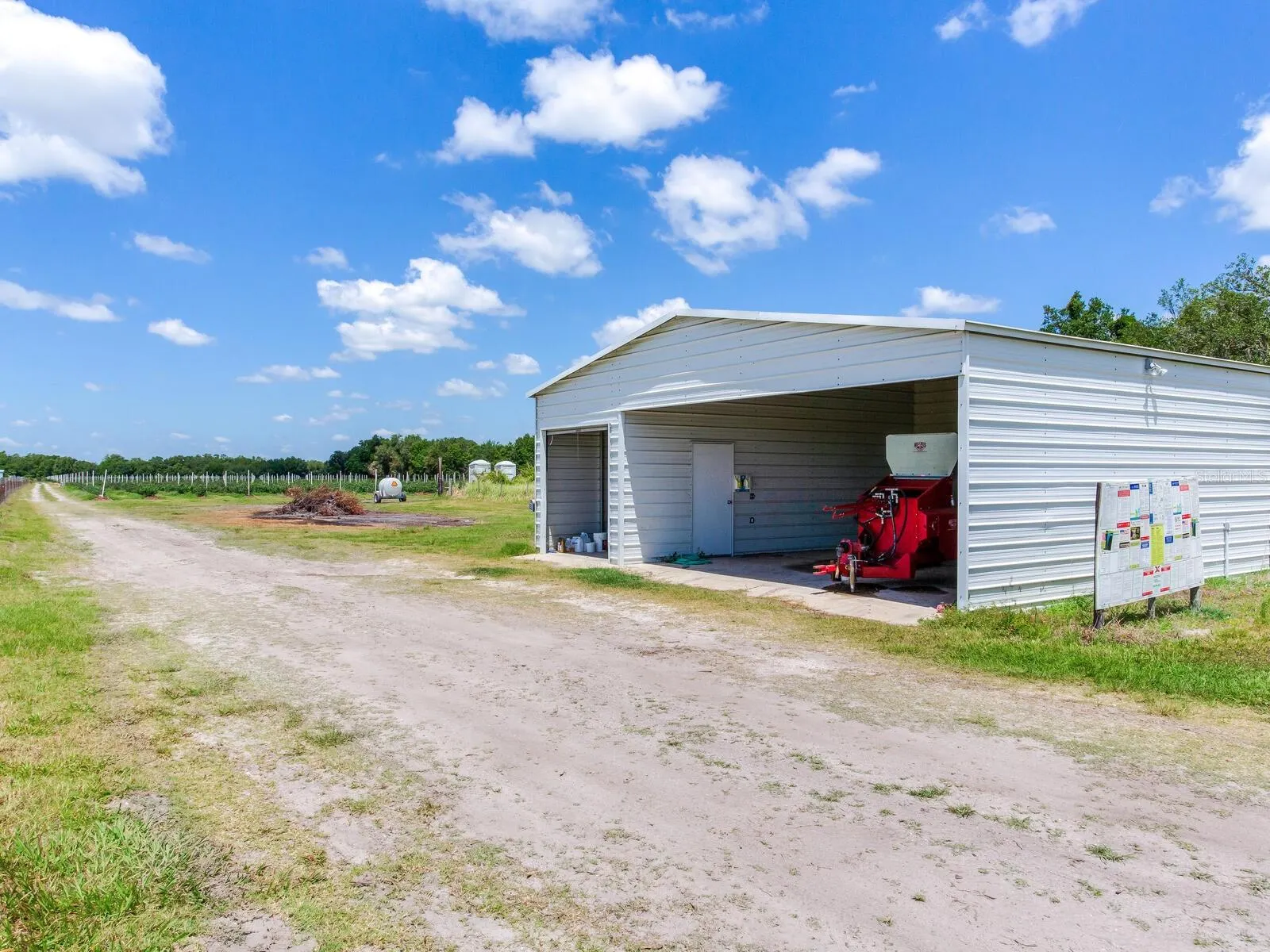 3674 E STATE ROAD 64
