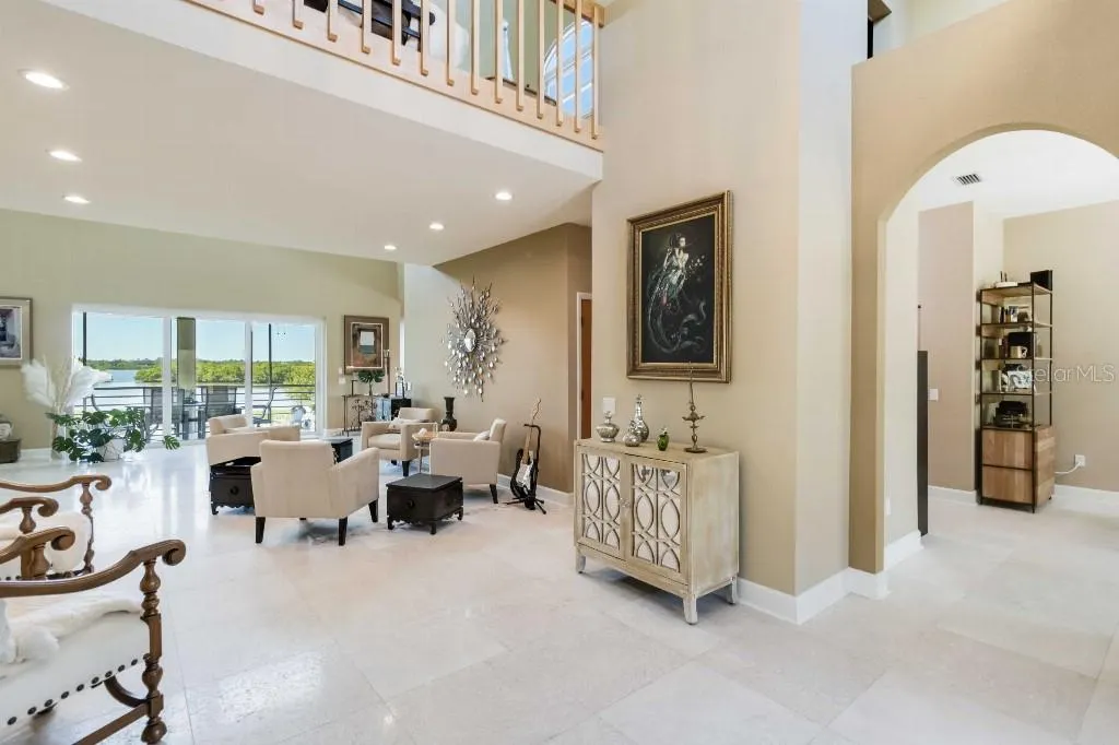 6511 BAYSHORE RD