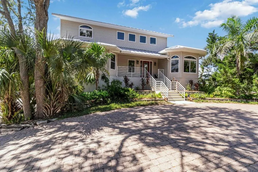 6511 BAYSHORE RD