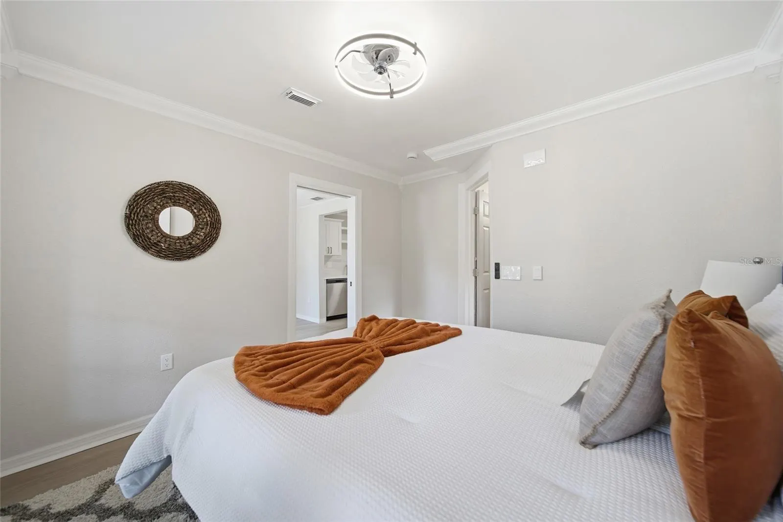 125 CRYSTAL BEACH AVE