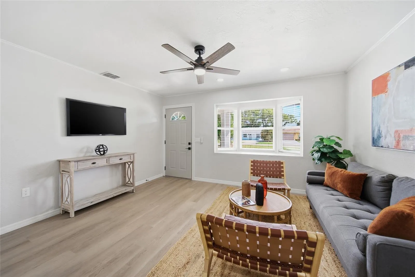 125 CRYSTAL BEACH AVE