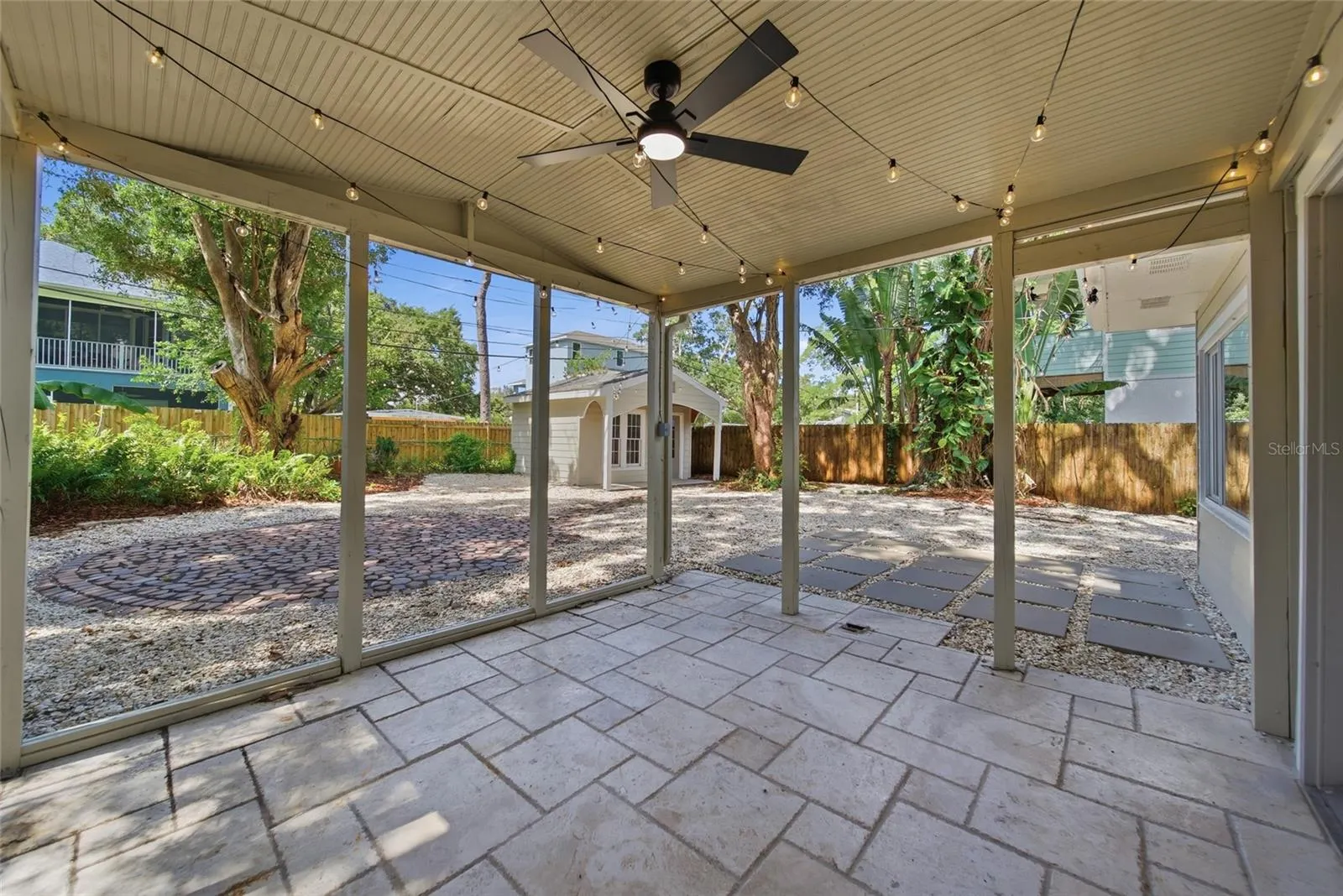 125 CRYSTAL BEACH AVE