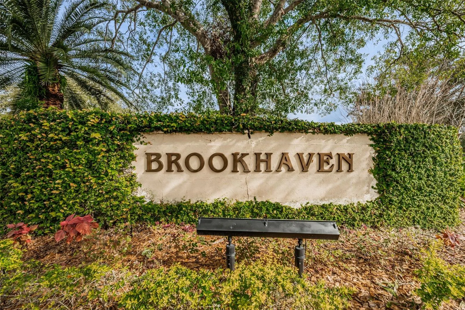 3477 HILLMOOR DR