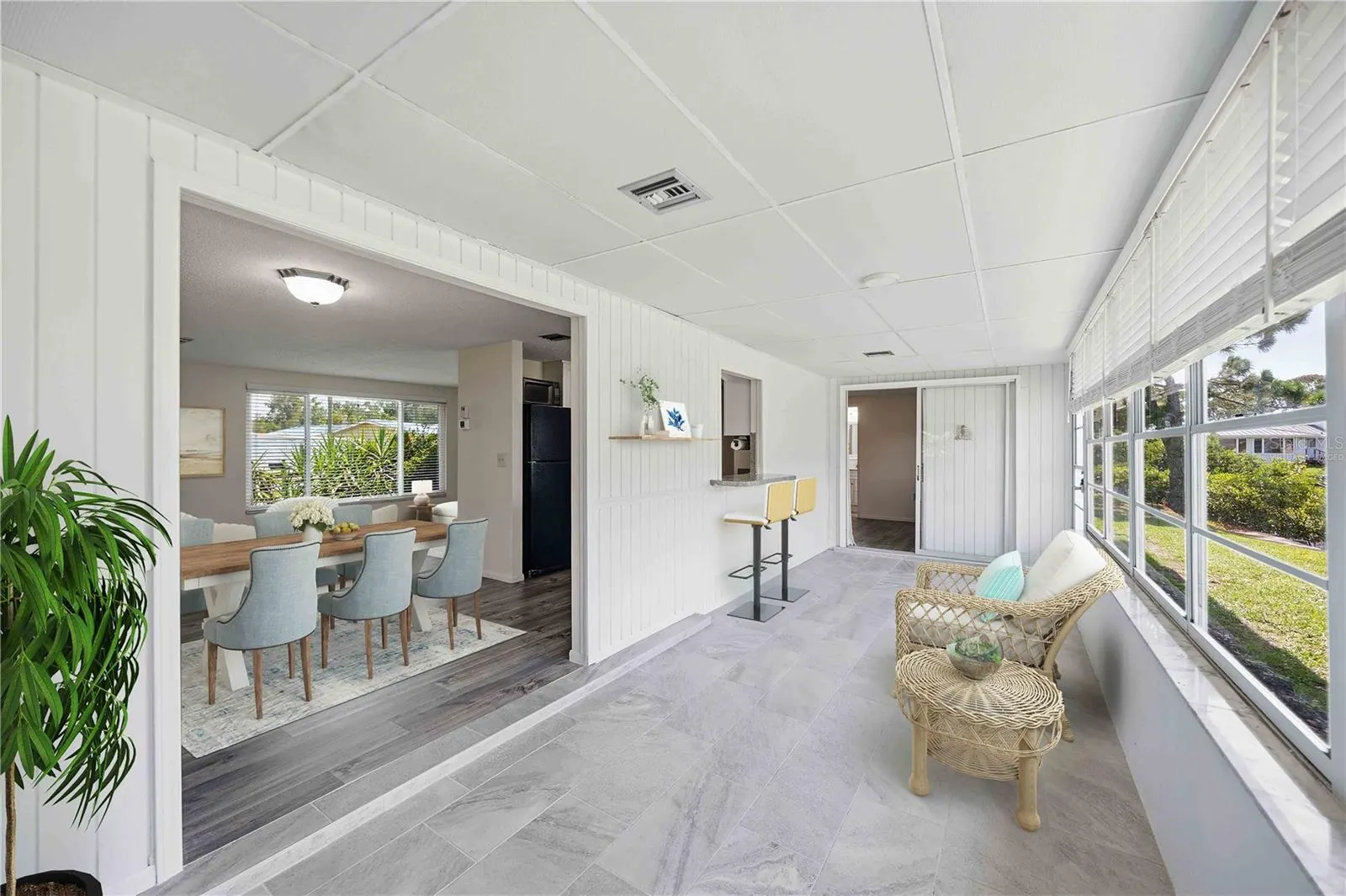 706 QUAIL CT