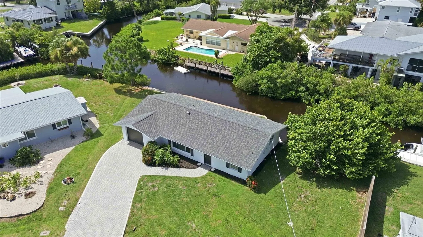 706 QUAIL CT