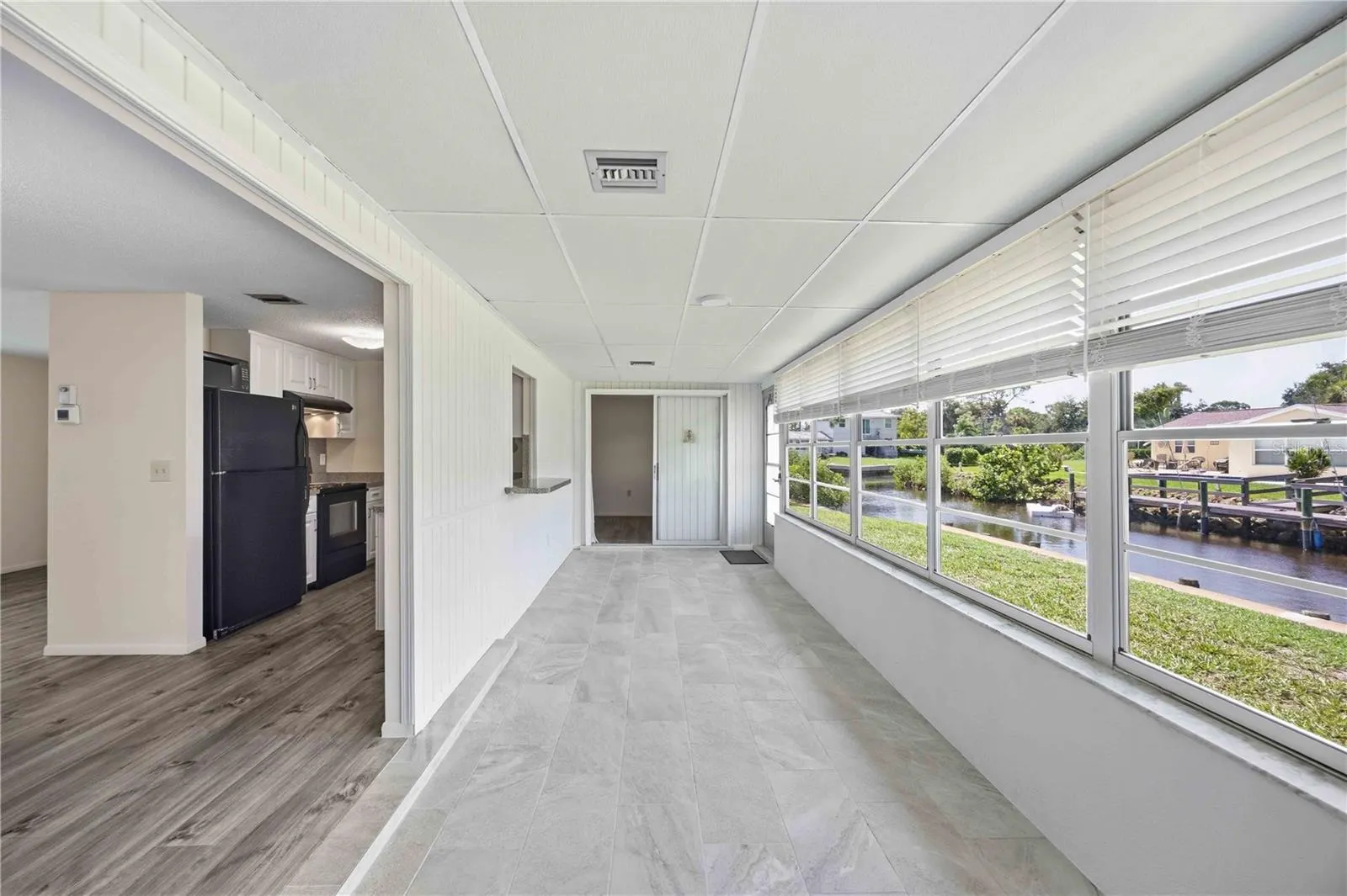 706 QUAIL CT