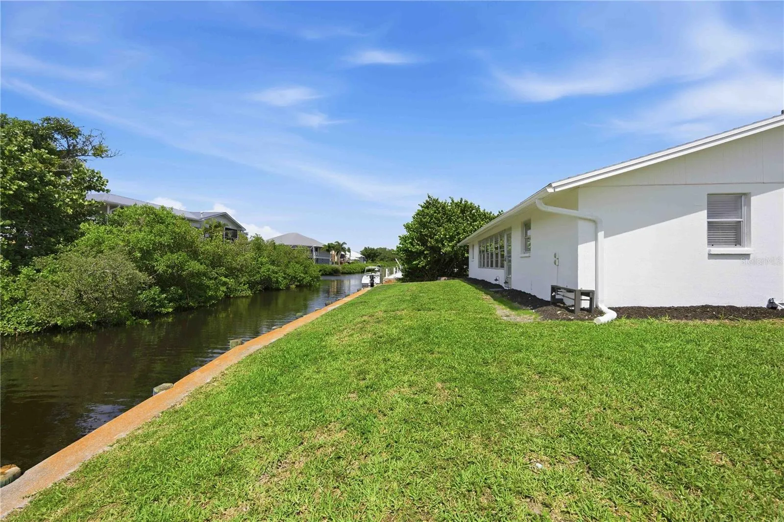 706 QUAIL CT