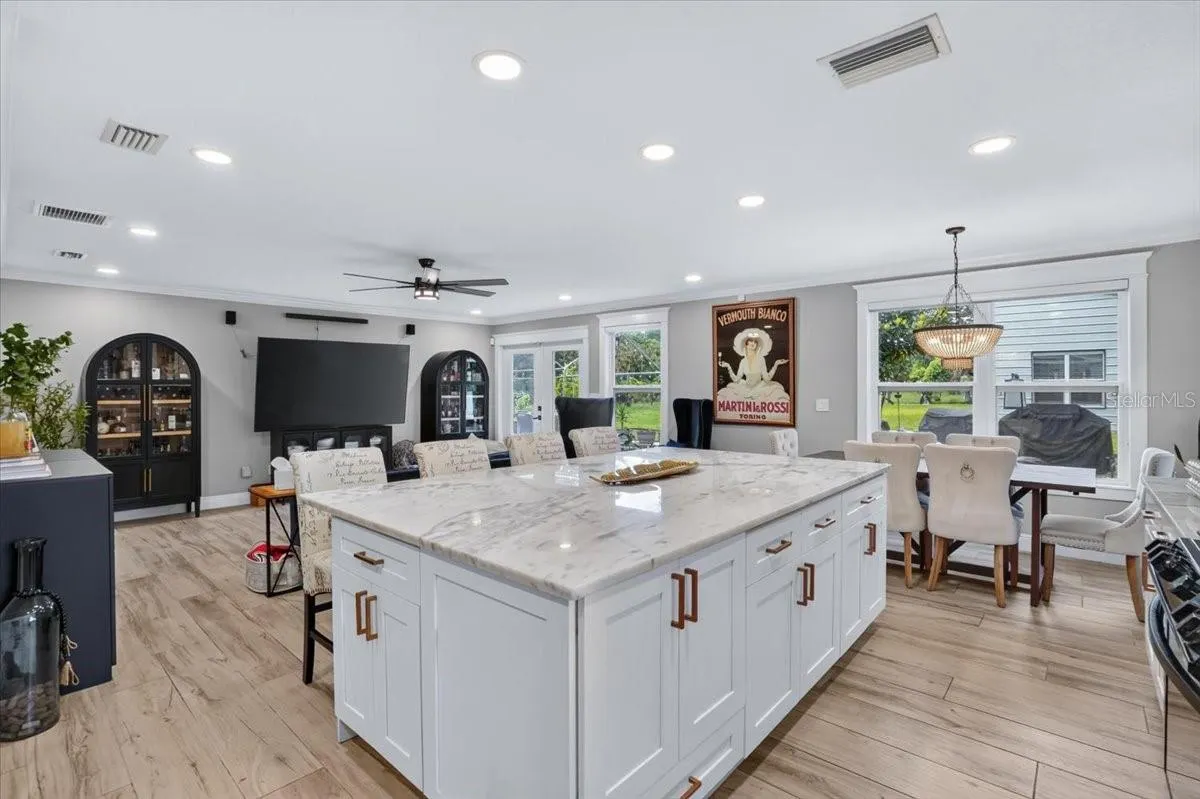 205 CAGLE RD