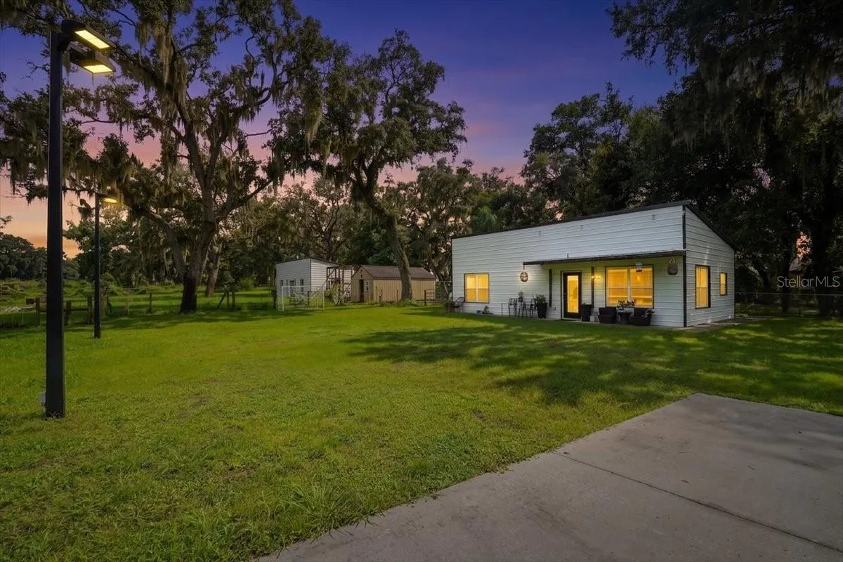 205 CAGLE RD