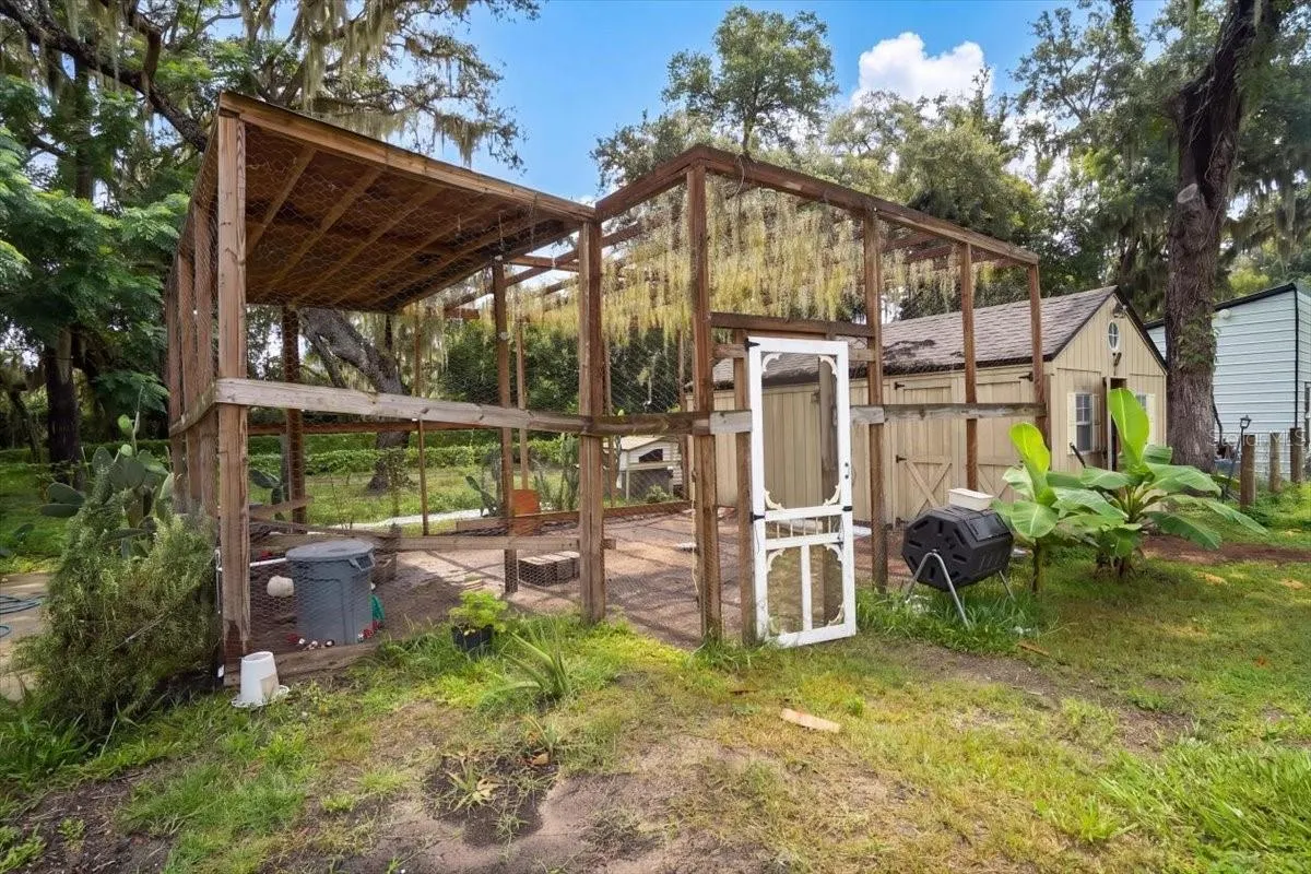 205 CAGLE RD