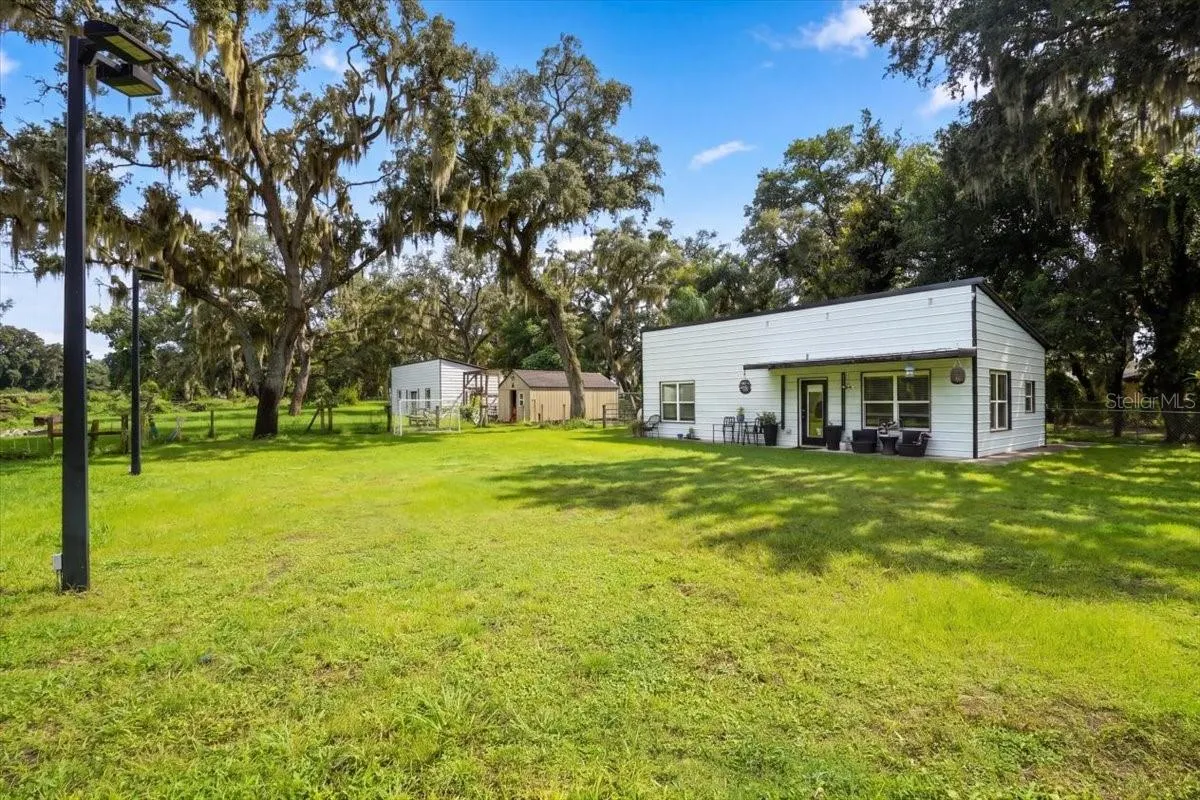 205 CAGLE RD