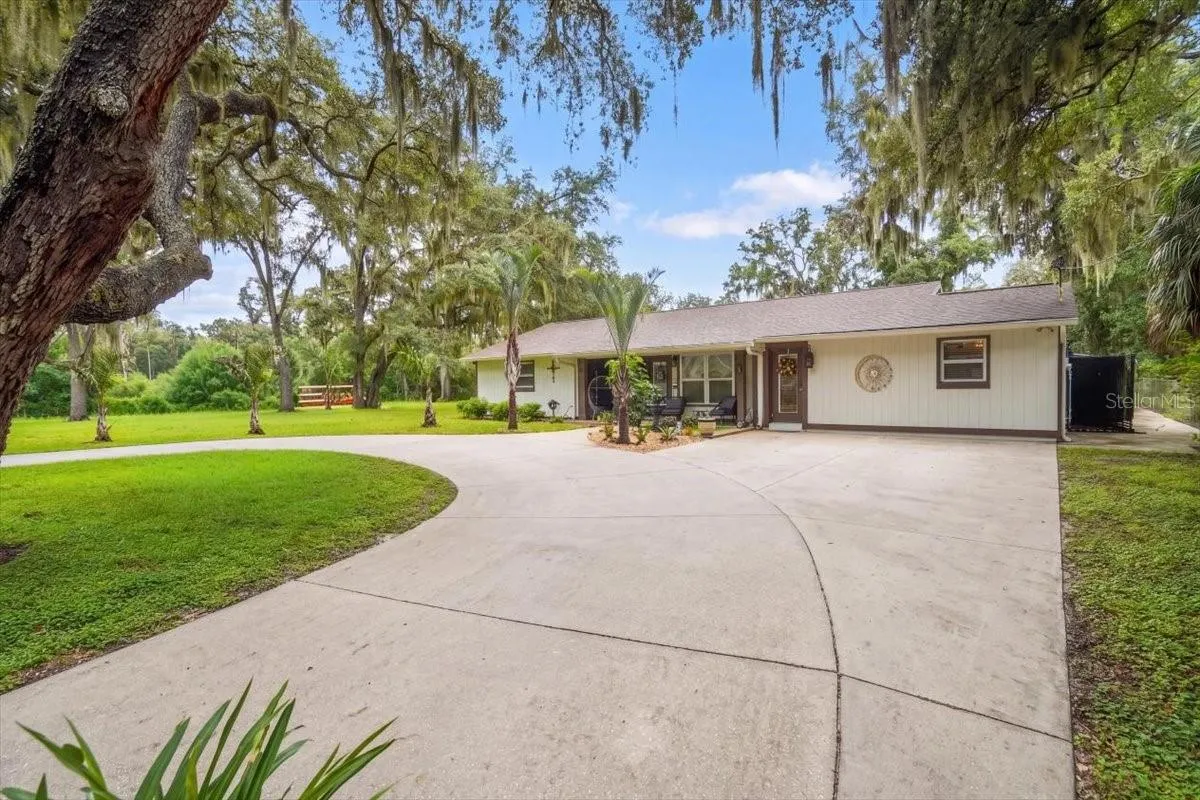205 CAGLE RD