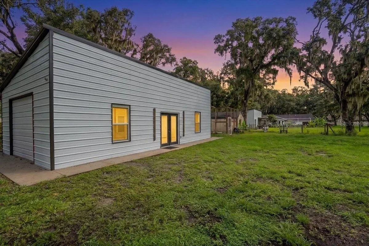205 CAGLE RD