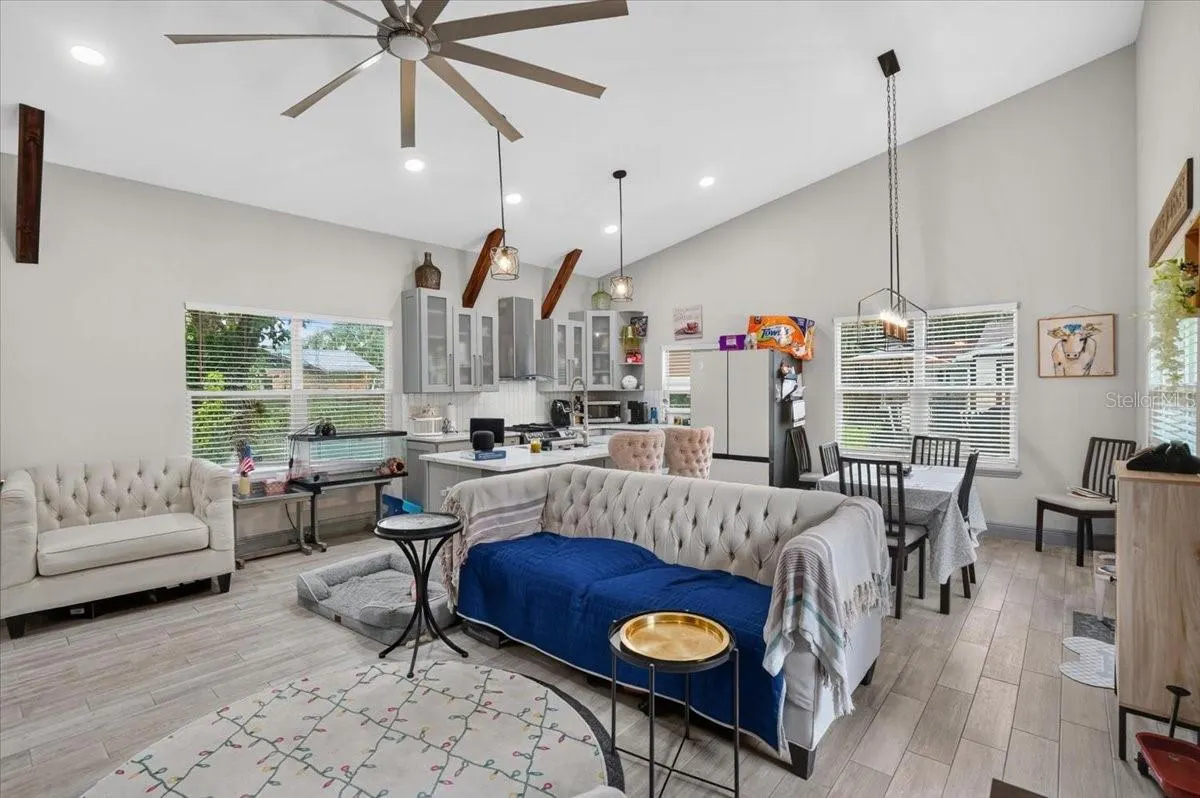 205 CAGLE RD
