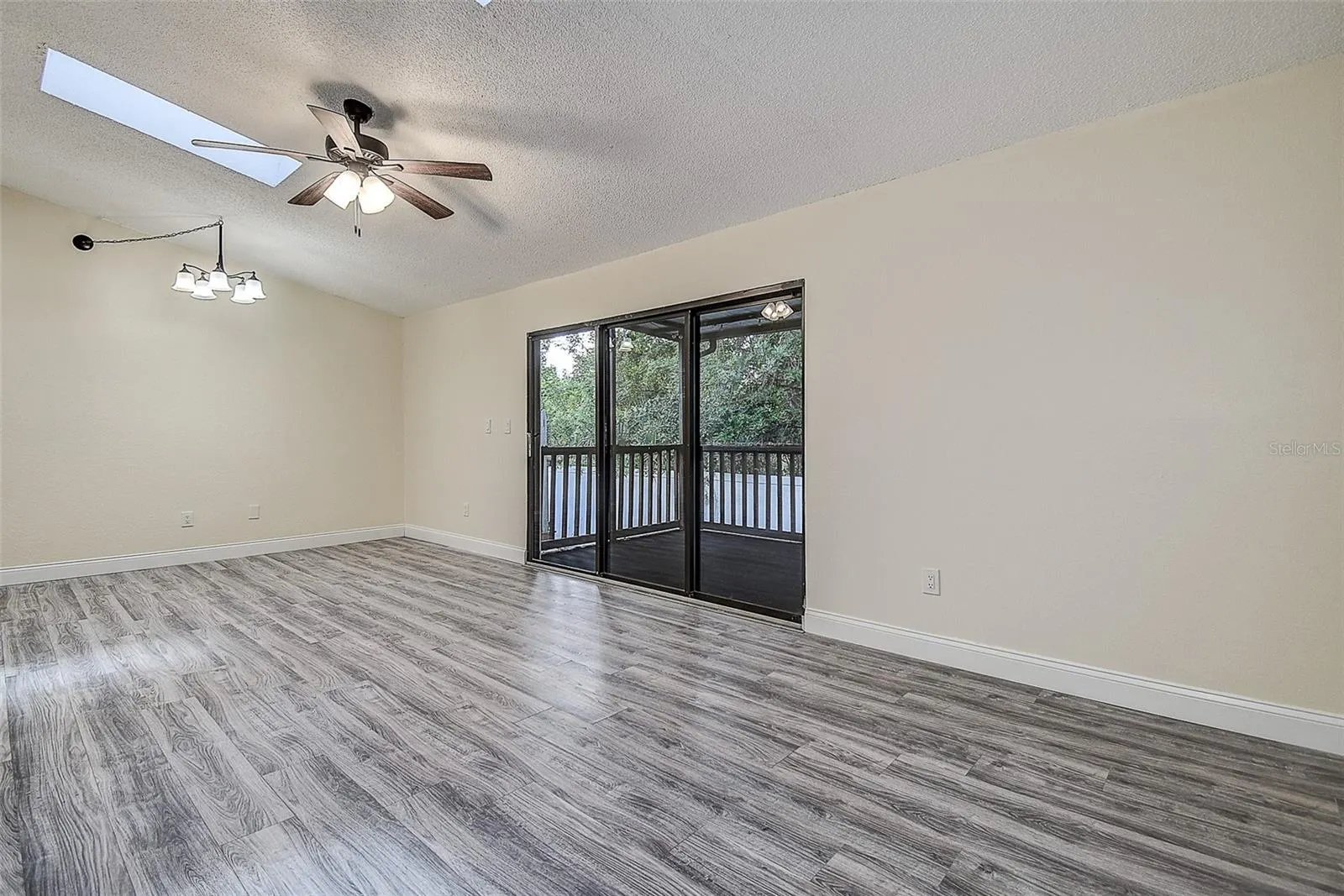 6334 92ND PL N #2401 #2401