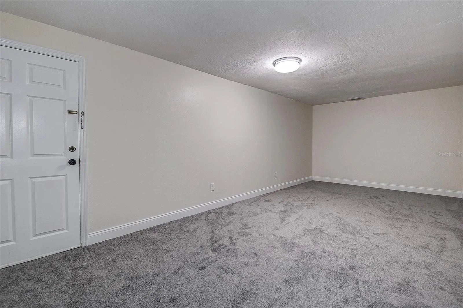 6334 92ND PL N #2401 #2401
