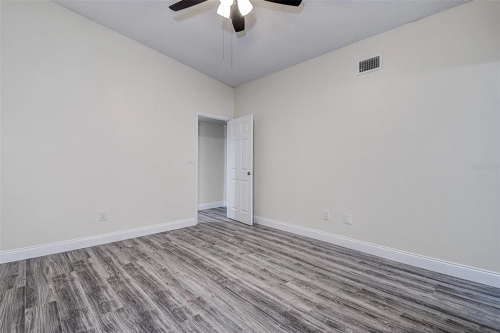 6334 92ND PL N #2401 #2401