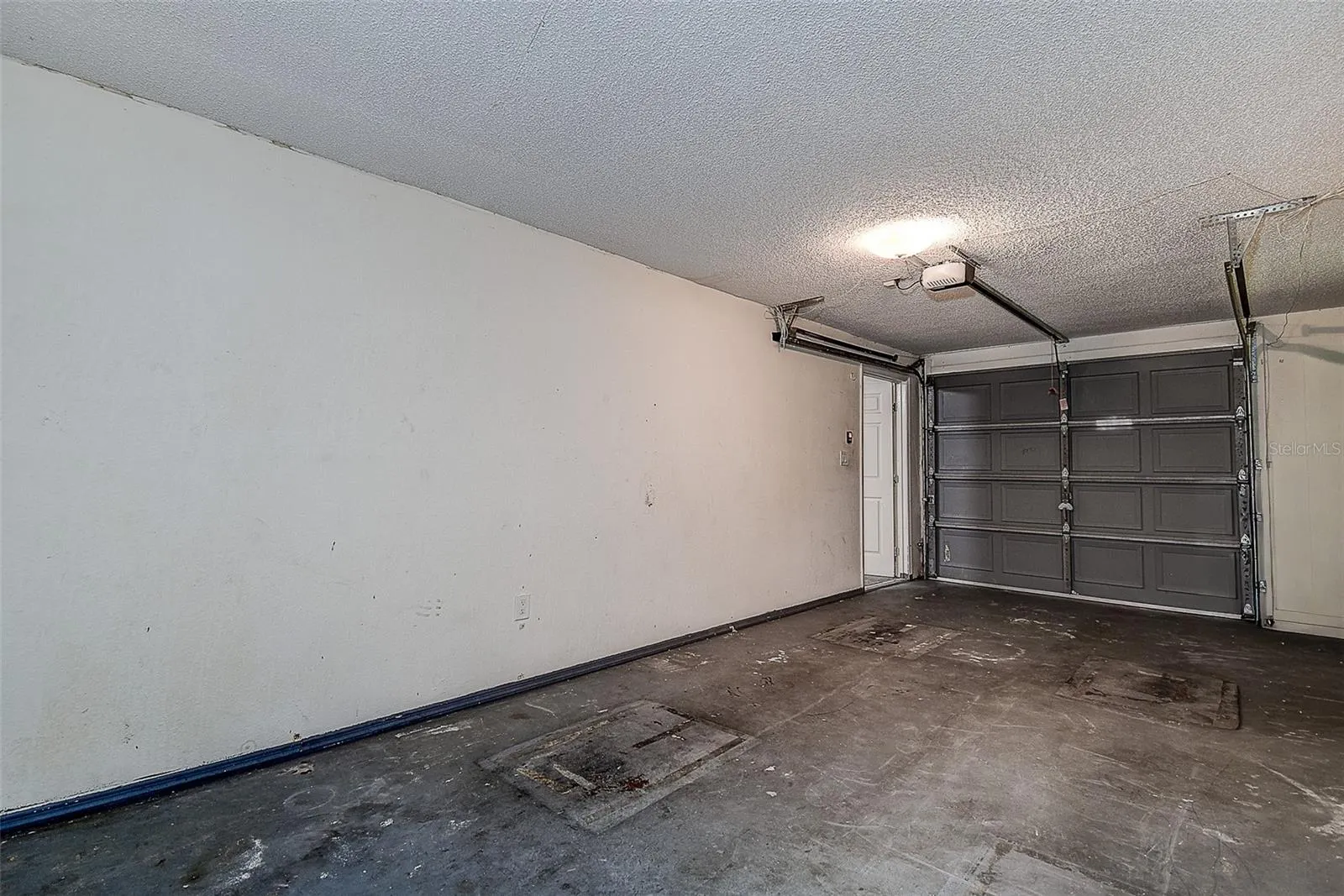 6334 92ND PL N #2401 #2401