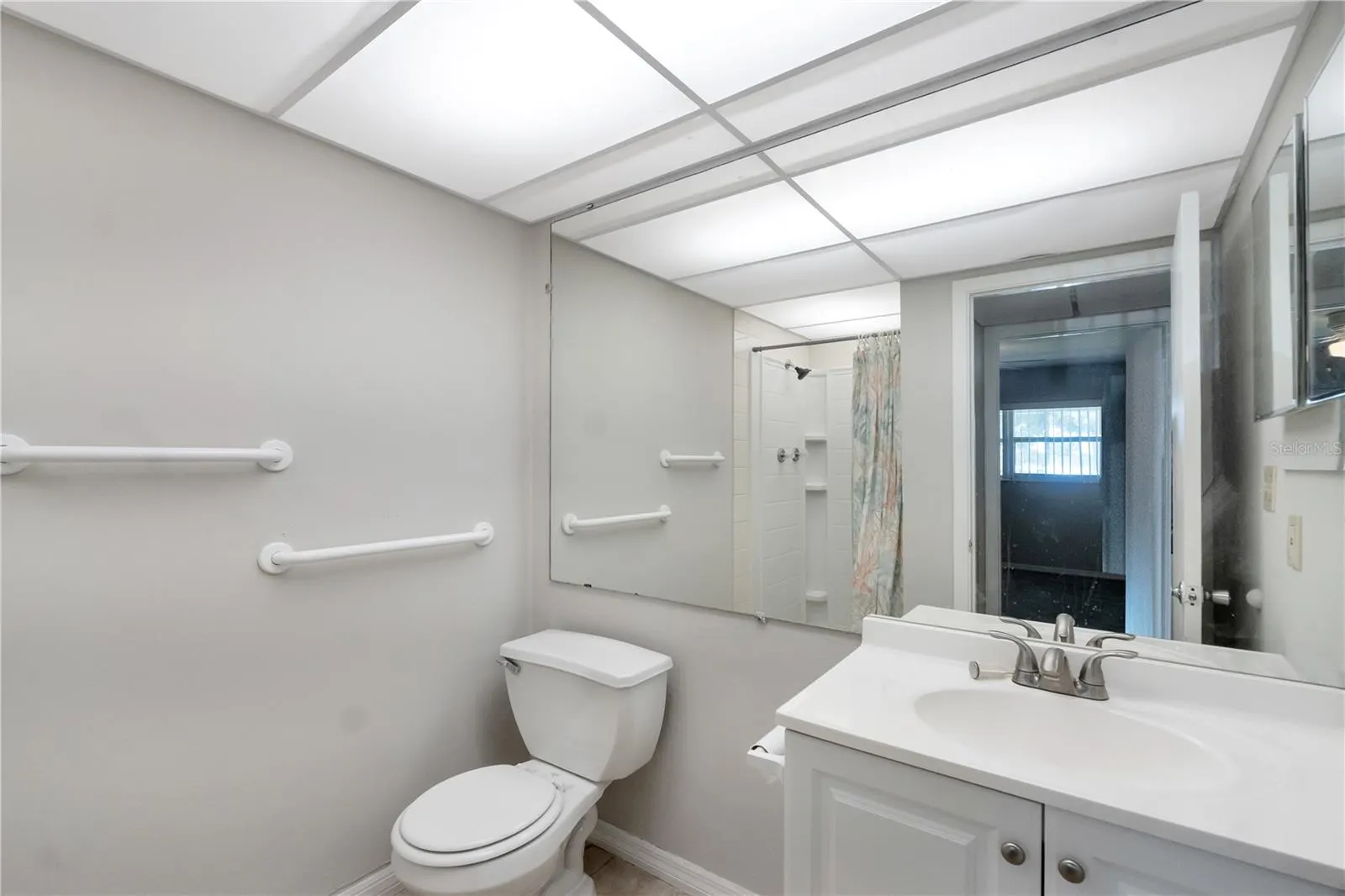 201 KINGS BLVD #5 #5