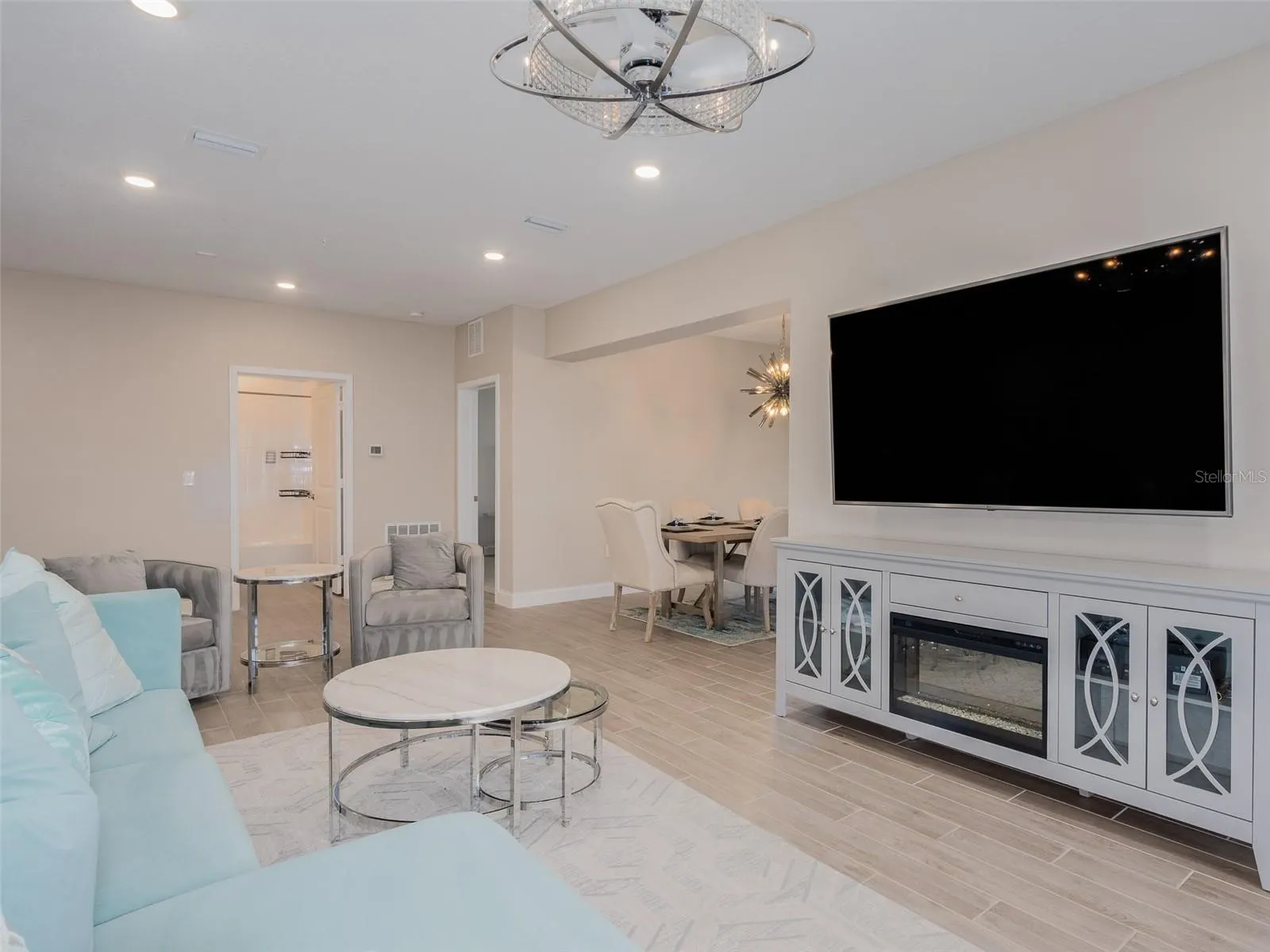 7517 LAUREATE BLVD #4303 #4303