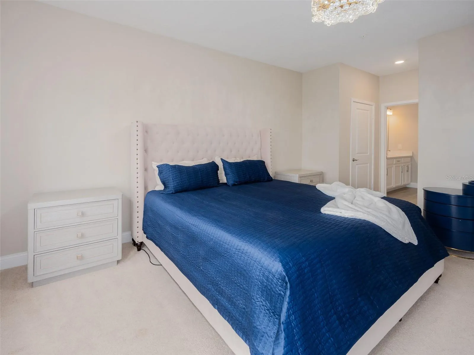 7517 LAUREATE BLVD #4303 #4303