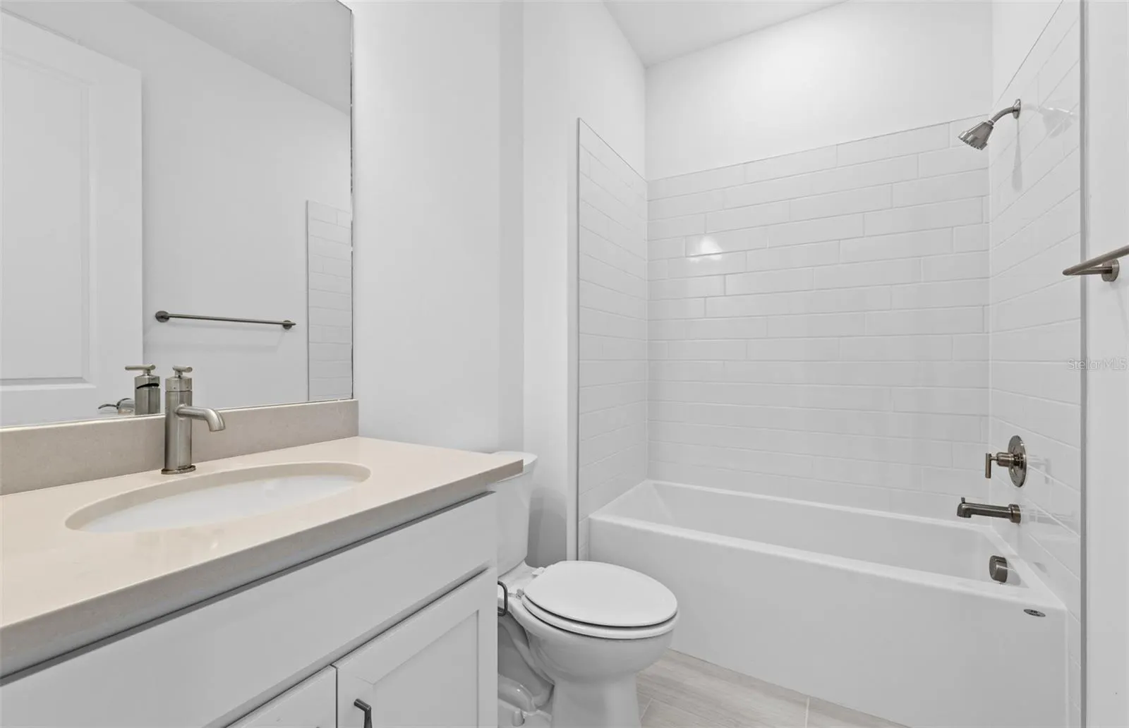 6962 MINNEOLA CT