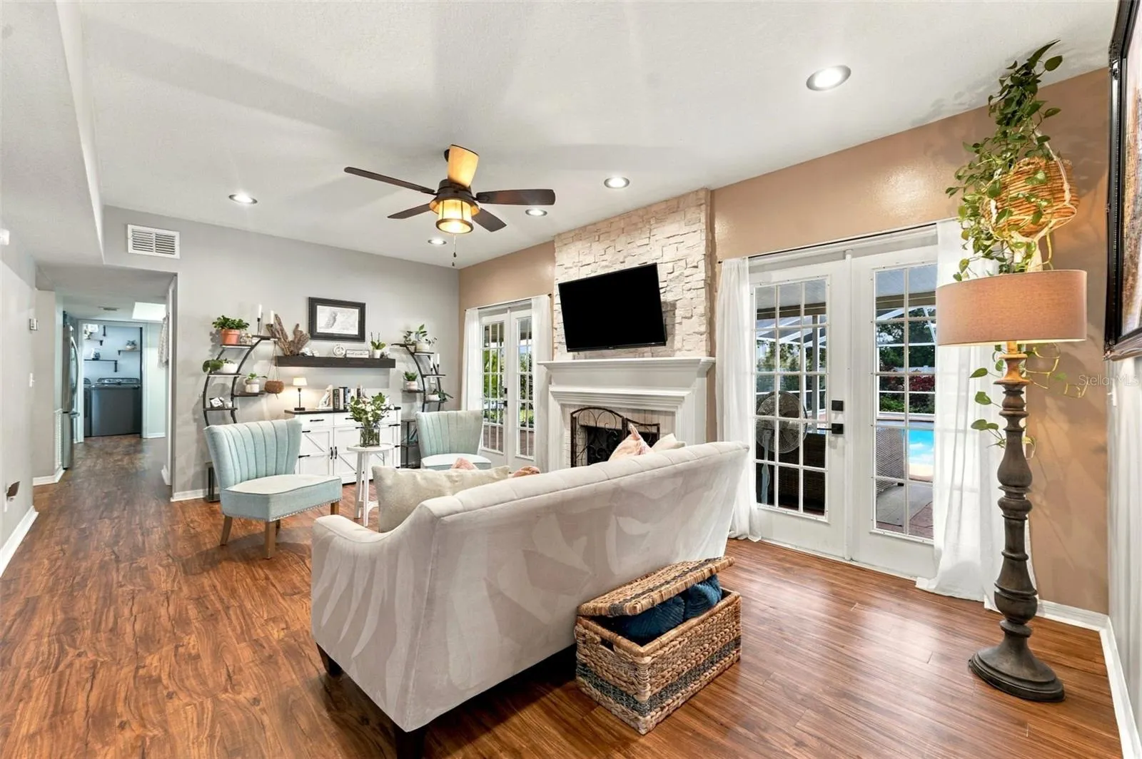 15622 INDIAN QUEEN DR