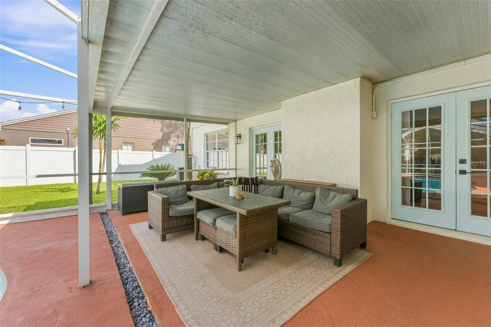 15622 INDIAN QUEEN DR