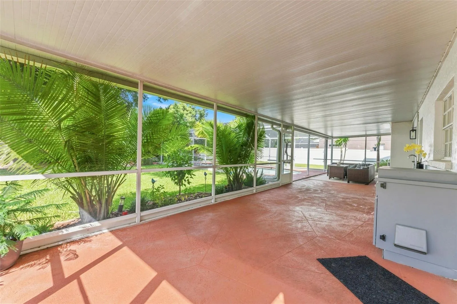 15622 INDIAN QUEEN DR