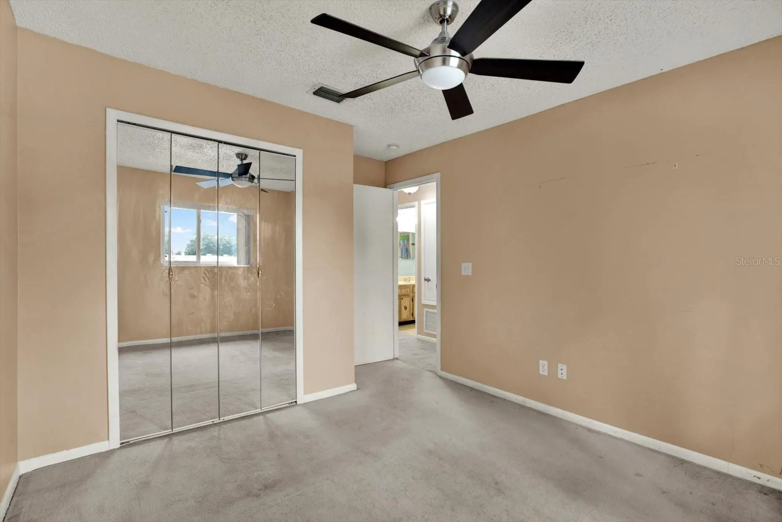 5527 PENTAIL CIR