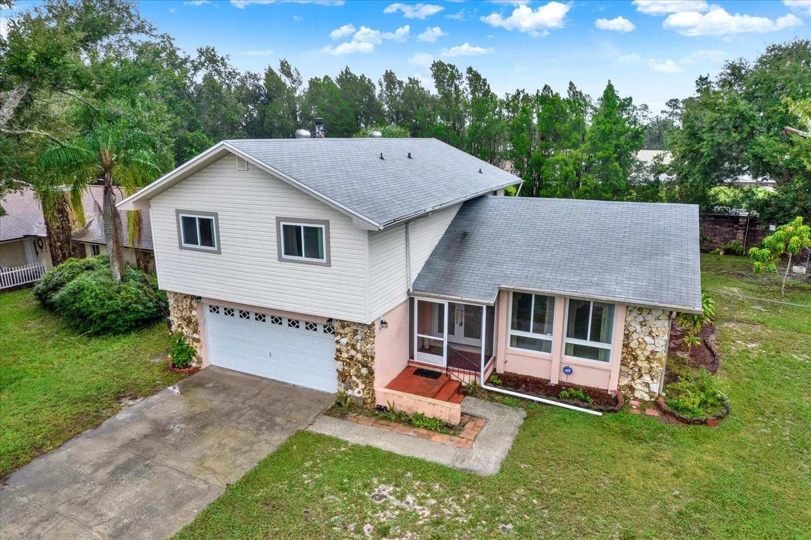 5527 PENTAIL CIR