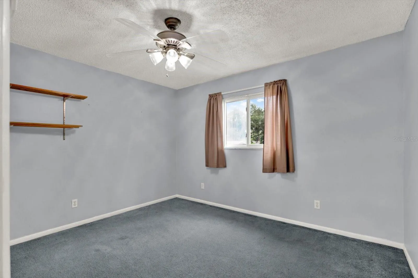 5527 PENTAIL CIR