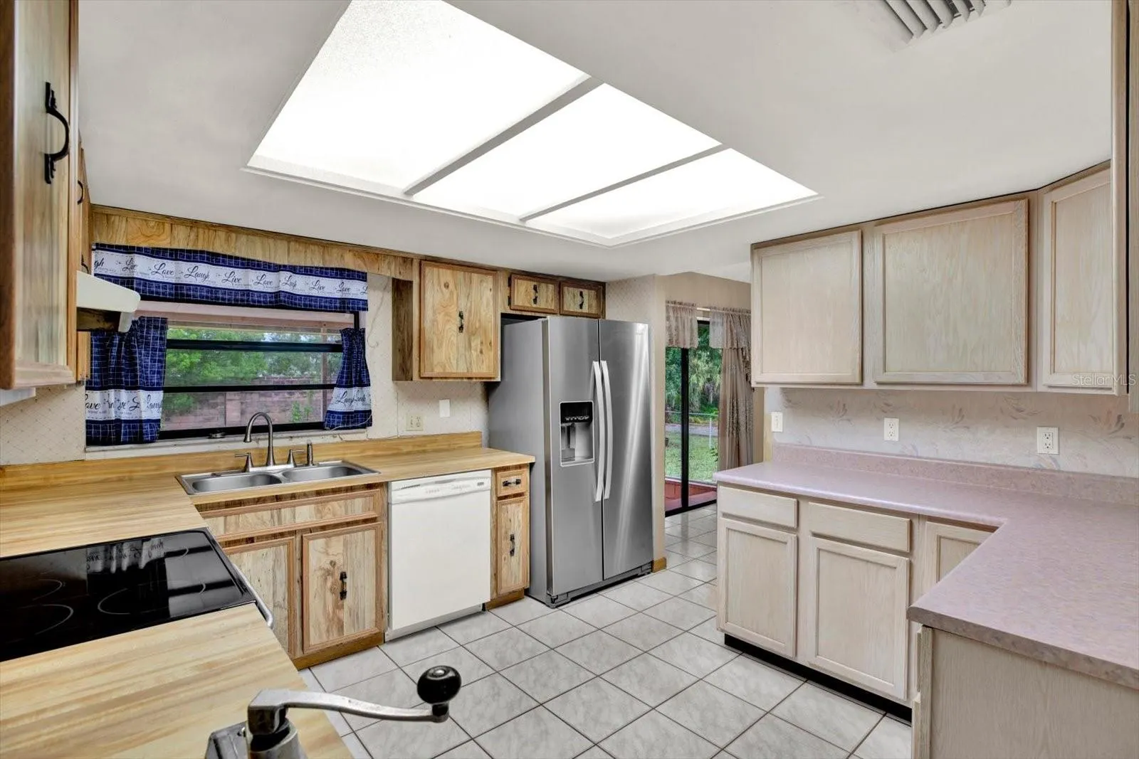 5527 PENTAIL CIR