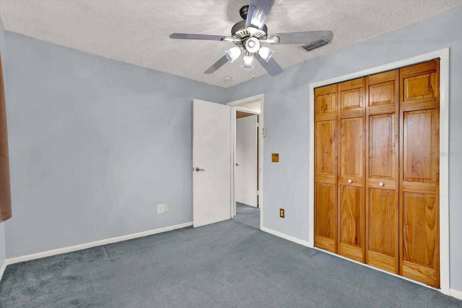 5527 PENTAIL CIR