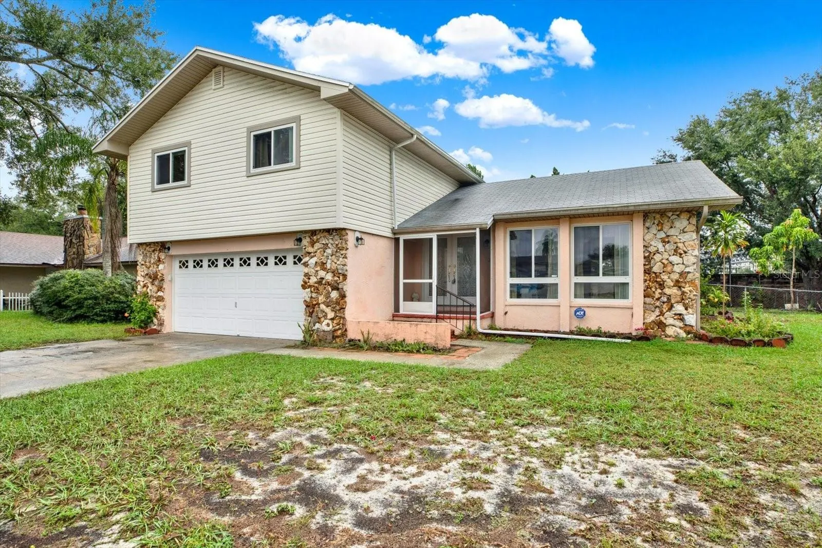 5527 PENTAIL CIR