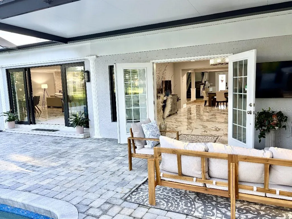 154 LOOKOUT POINT DR