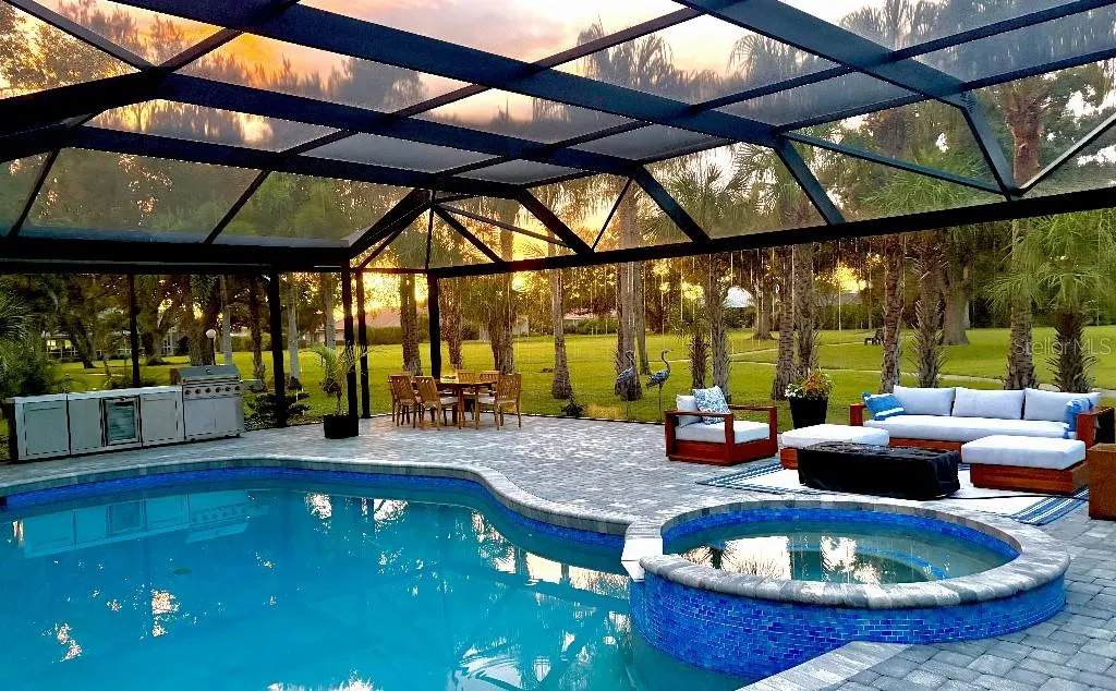 154 LOOKOUT POINT DR