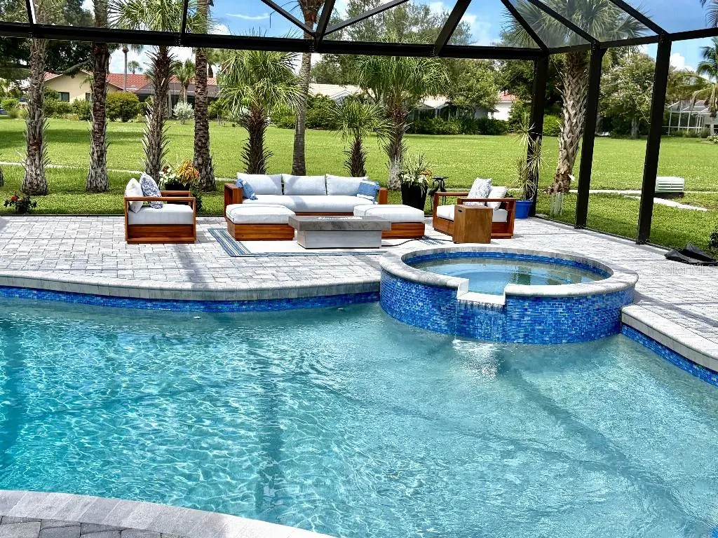 154 LOOKOUT POINT DR