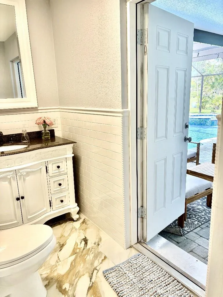 154 LOOKOUT POINT DR