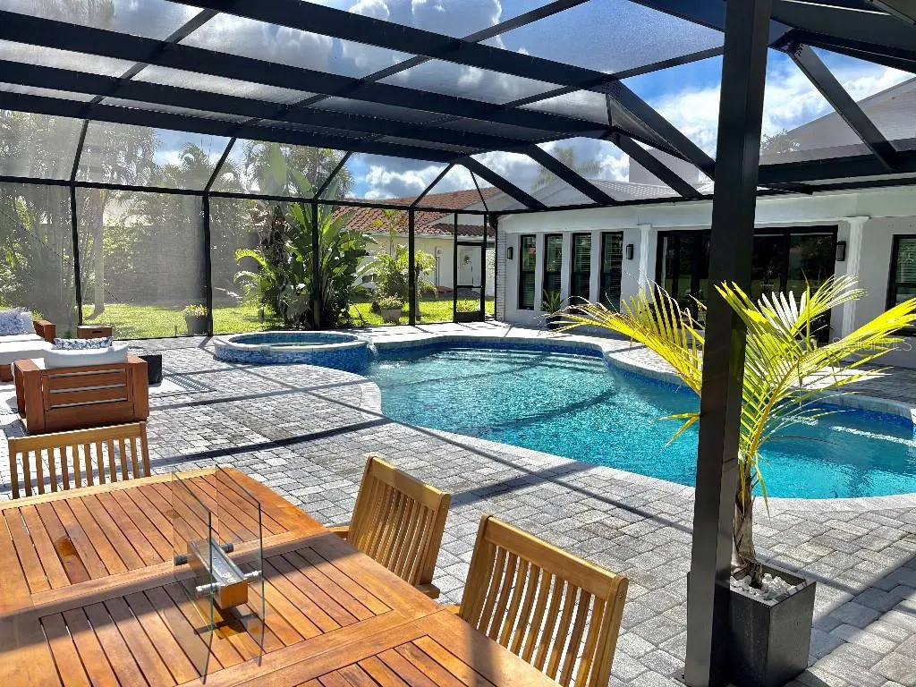 154 LOOKOUT POINT DR