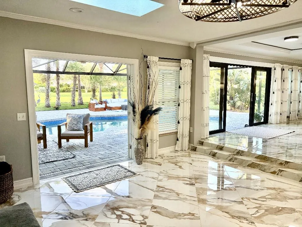 154 LOOKOUT POINT DR