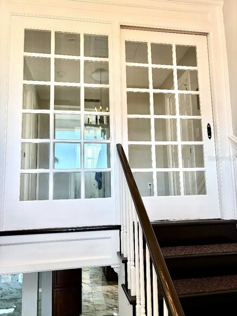 154 LOOKOUT POINT DR
