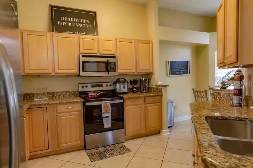 2545 CLARINET DR