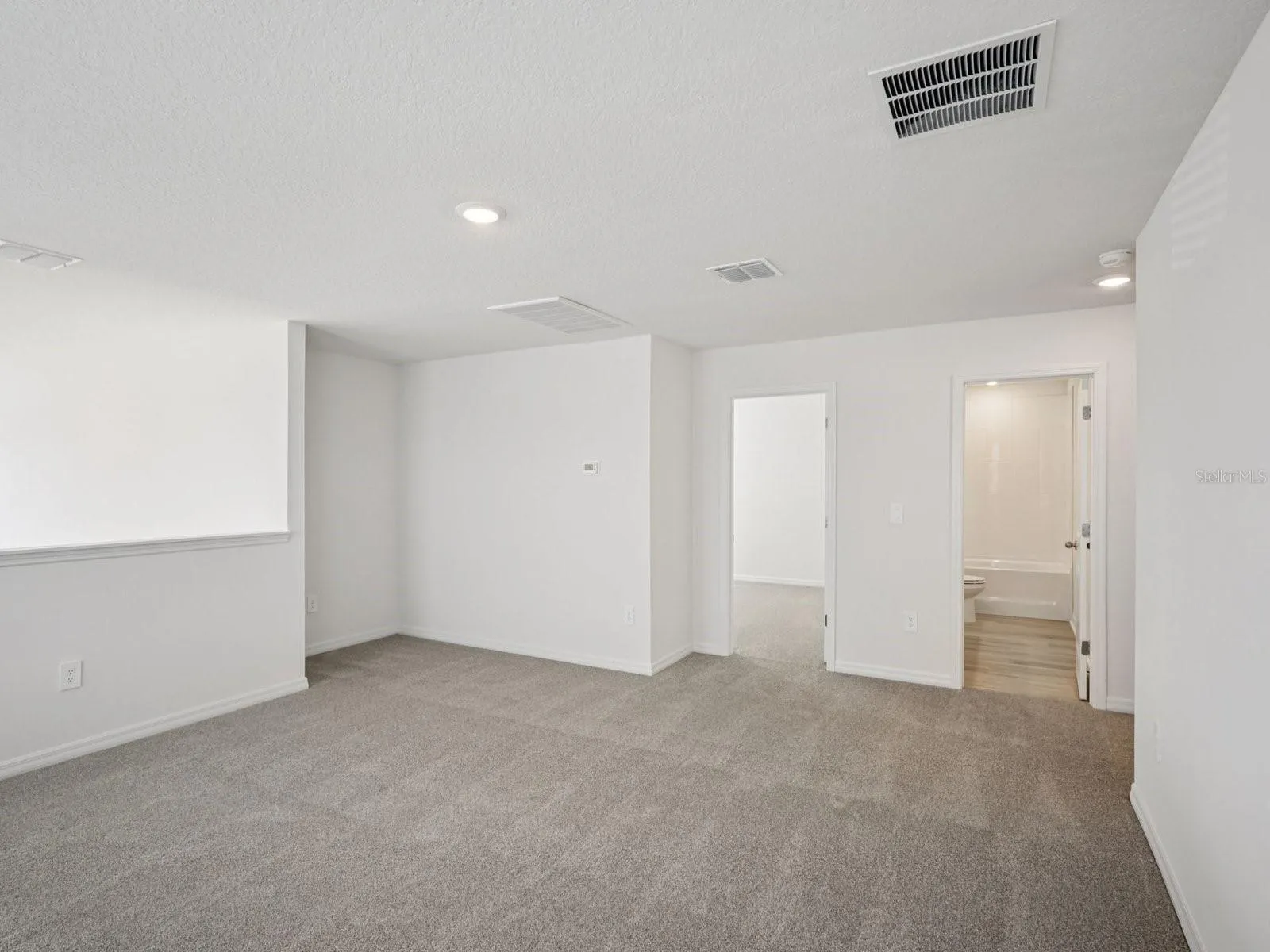 368 LAZY SHORE DR